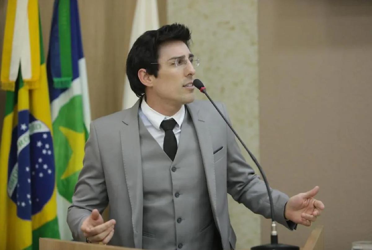 Vereador Marcos Vinícius propõe CPI e rescisão de contrato da Águas de Sinop
